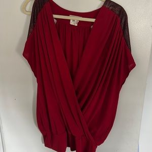 Women’s dressy shirt